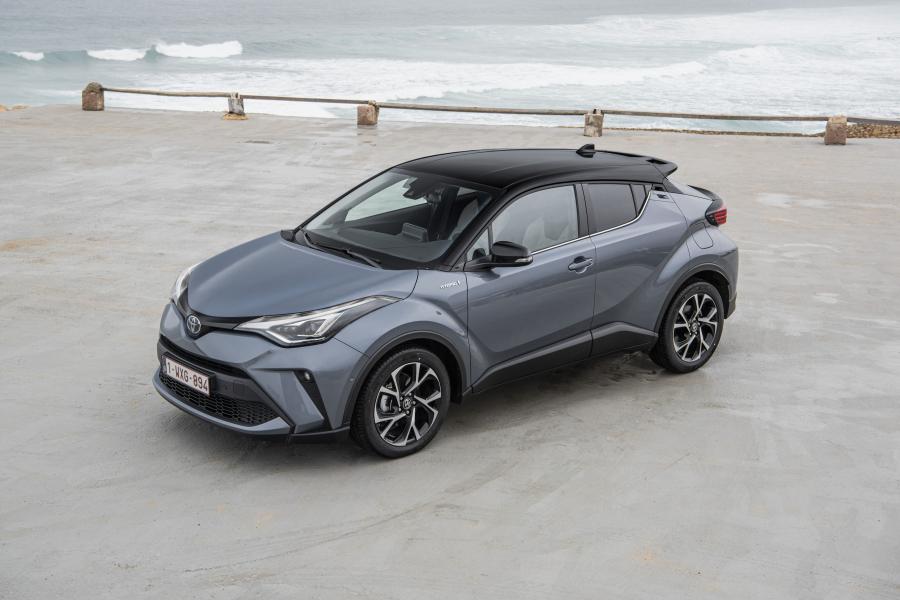  Toyota C-HR Hybrid 2019 года  (WW) (фото 140 из 174)